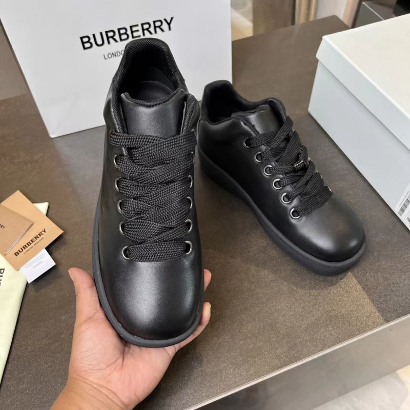 Burberry Low Shoes